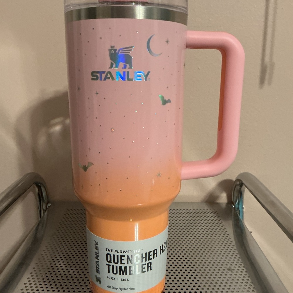 2025 Pink Stanley Halloween H2.0 Flow State Quencher 40oz Tumbler Spellcast 🎃🎃